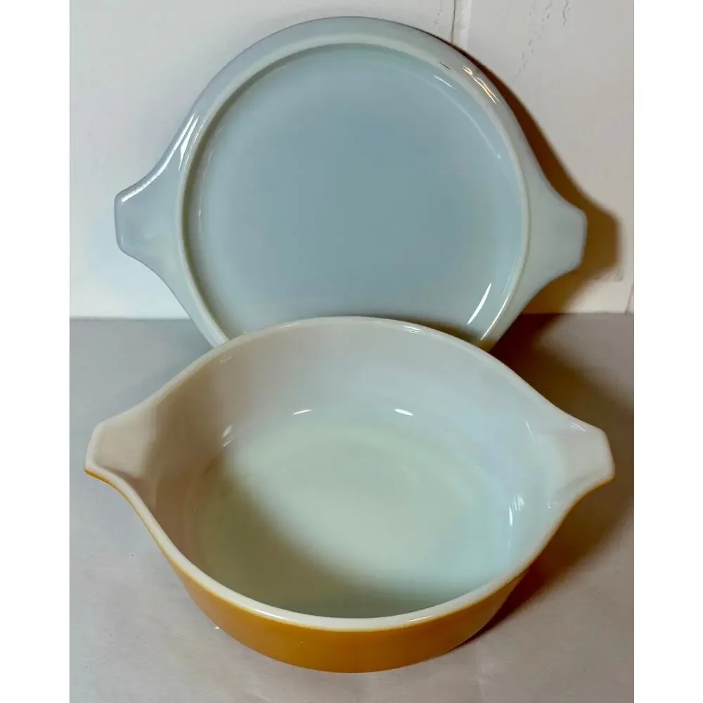 Pyrex this vintage